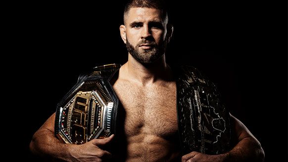 Großartiger Auftritt von Procházka! Sein Gegner bei Procházkas UFC-Debüt wurde in der zweiten Runde ausgeknockt.
